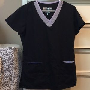Grey’s Anatomy Women’s Active Scrub Top- Small